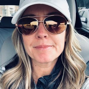 Meet your Posher, Sara